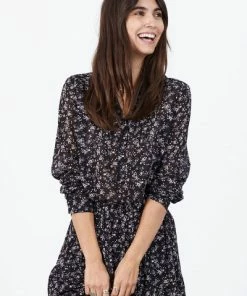 Lollys Laundry Helena Floral Navy Shirt Blouse