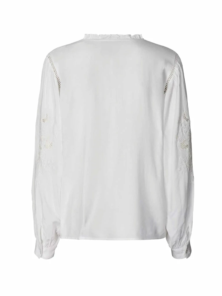 Lollys Laundry Valentina Shirt In White 3 Lollys Laundry Valentina Shirt In White